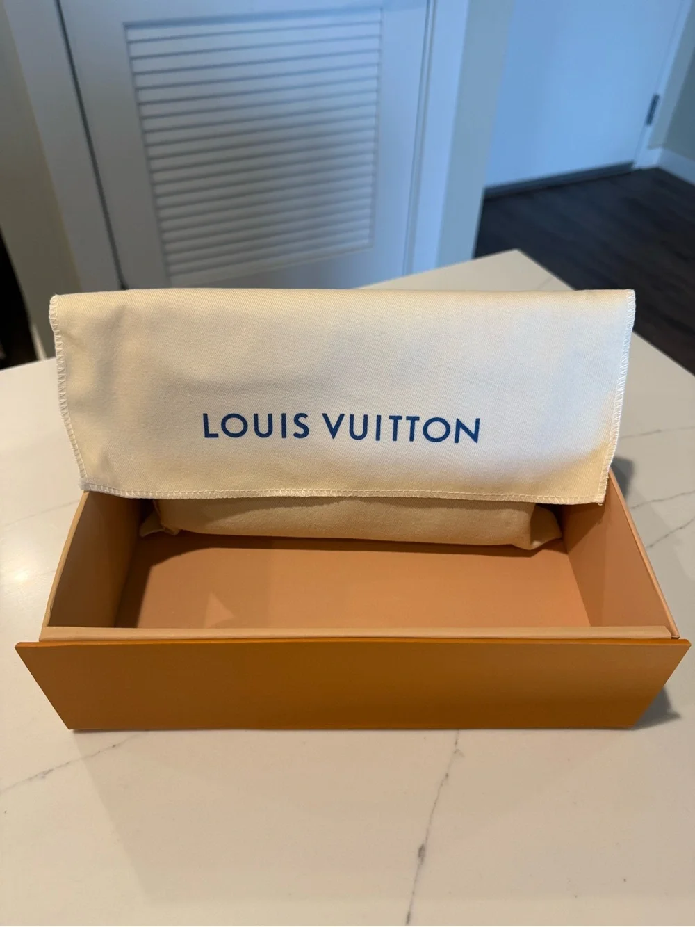 Louis Vuitton Pochette Félicie Monogram Brown - Great Condition